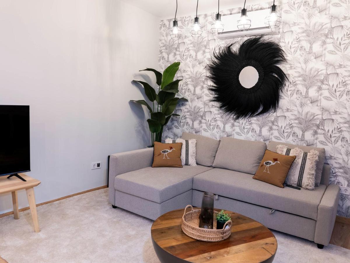 Almar Collection Atocha Apartment Madrid Ngoại thất bức ảnh